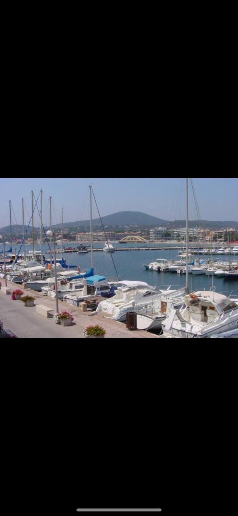 Residence 4 Etoiles Port Marine Sainte-Maxime Exterior photo